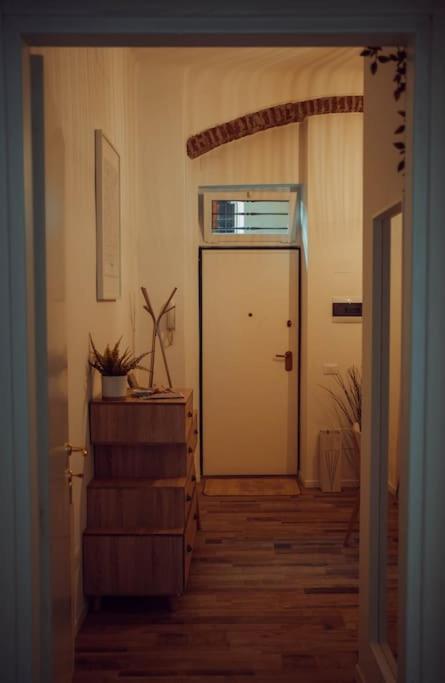 Casa Navi - Typical House By Navigli Apartment Milan Exterior photo